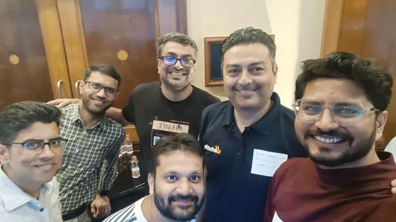 Whatfix alumni at a meetup